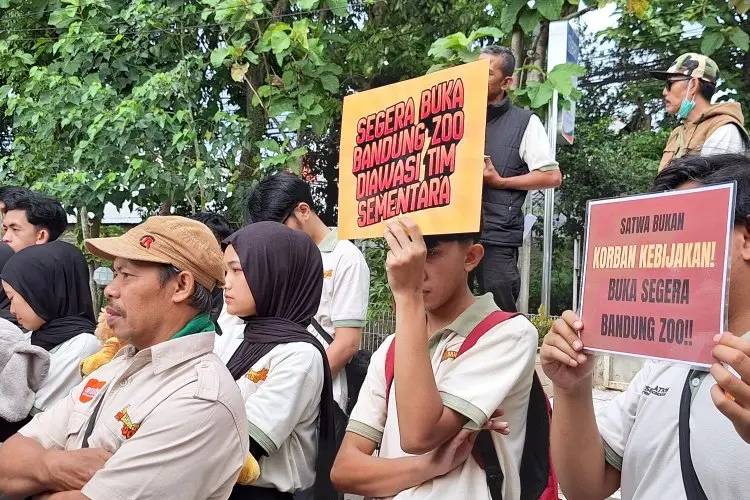 Serikat Pekerja Datangi BBKSDA Jabar, Desak Bandung Zoo Segera Dibuka Kembali