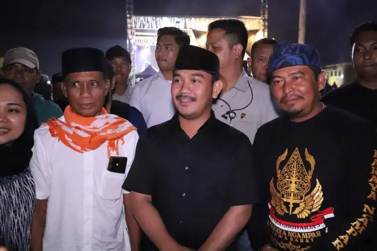 OTT Bupati Bekasi Bongkar Korupsi Politik Silsilah