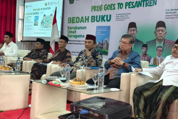 PKUB Goes to Pesantren, Pesantren Gedongan Cirebon Adakan Bedah Buku Lintas Agama