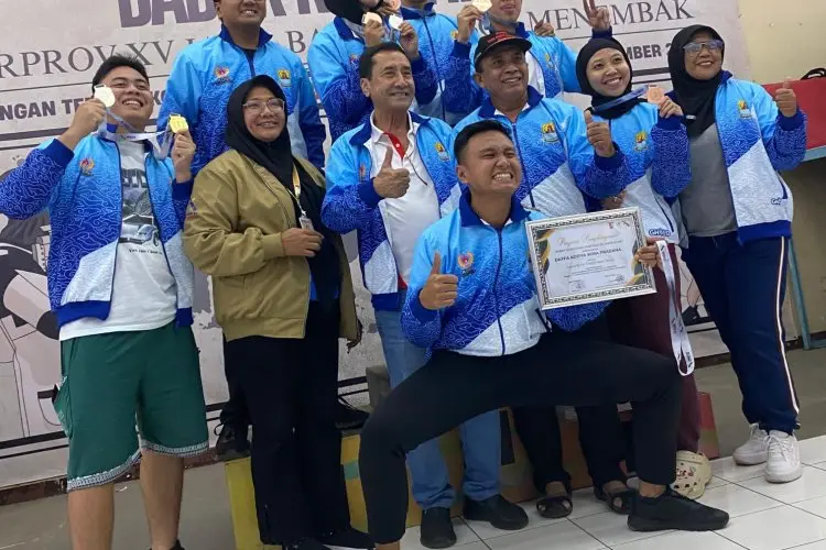Medali Emas hingga Perunggu Diborong Atlet Menembak Kabupaten Cirebon