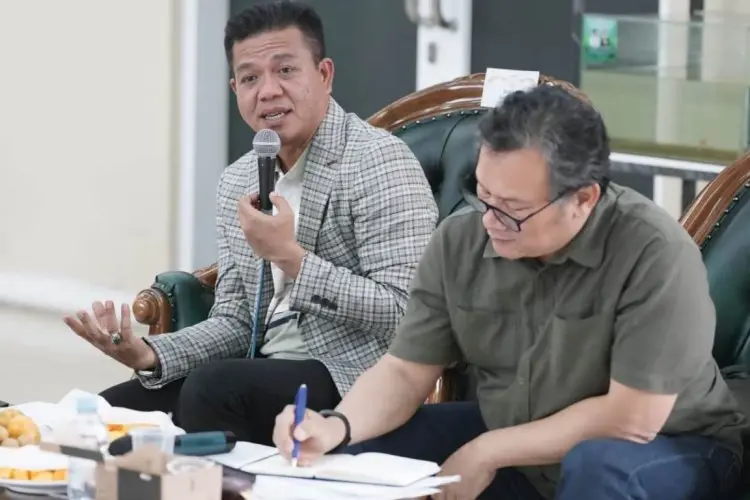 Pemkab Segera Kaji Pemberlakuan UMSK di Kabupaten Bandung