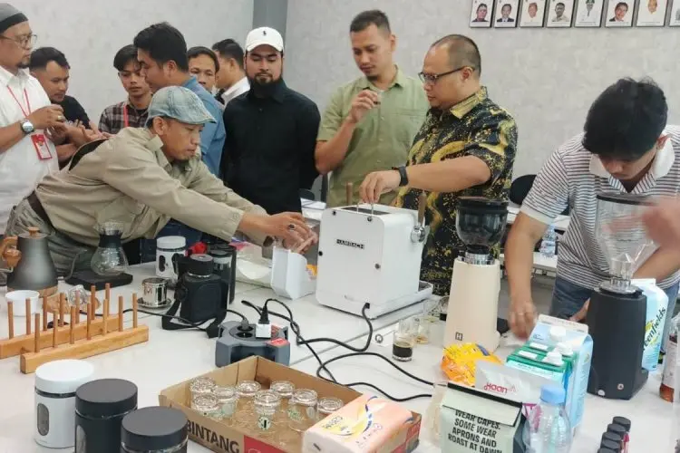 Meracik Masa Depan Lewat Secangkir Kopi, Jalan Baru Eks Napiter Bersama Densus 88