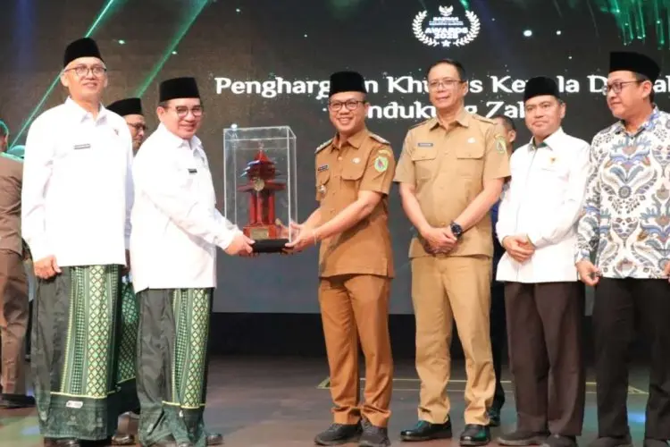 Baznas Kabupaten Bandung Apresiasi Pembayar Zakat Melalui Baznas Award 2025