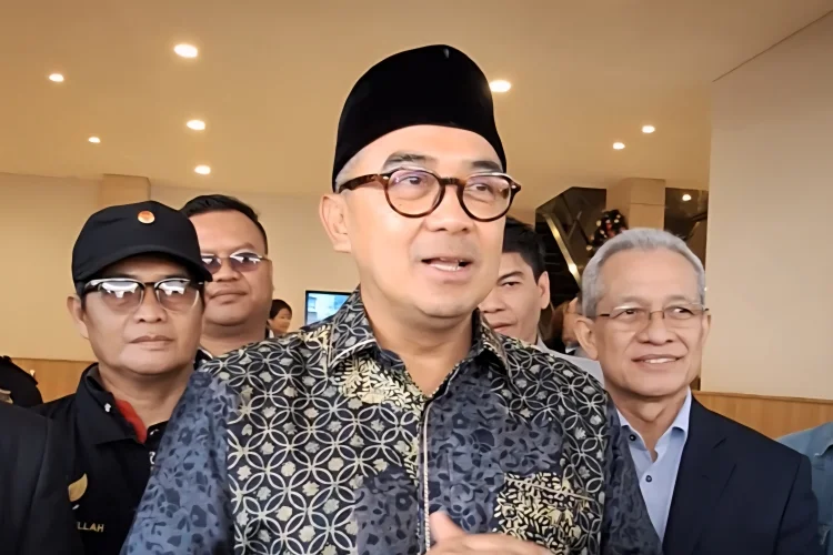 Farhan Jelaskan Penataan Ulang Dana Hibah dan Infrastruktur