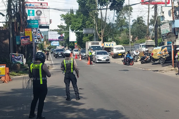 Peningkatan Jumlah Kendaraan Capai 30 Persen di Hari Pertama Libur Nataru, Puncak Keramaian Diprediksi Terjadi Mulai 3-4 Januari 2026