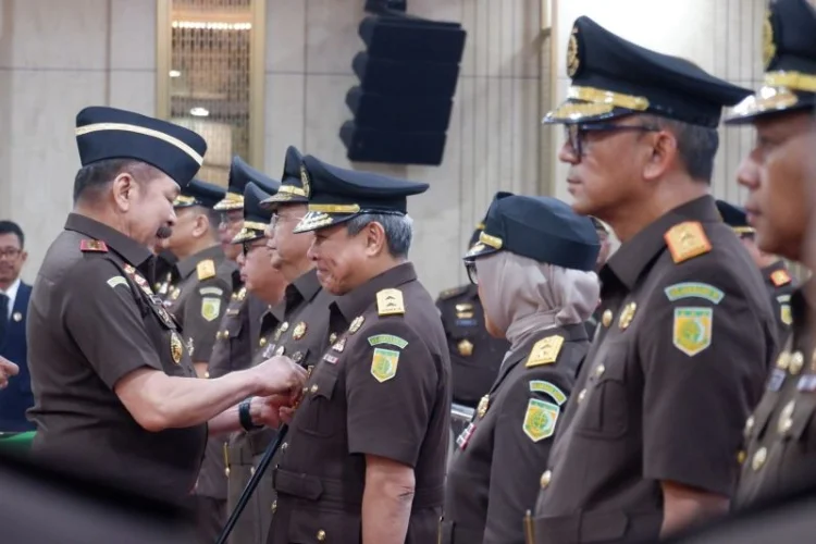 Mutasi Pejabat Kejaksaan, Banu Laksmana Pimpin Kejari Cimahi, Gantikan Nurintan
