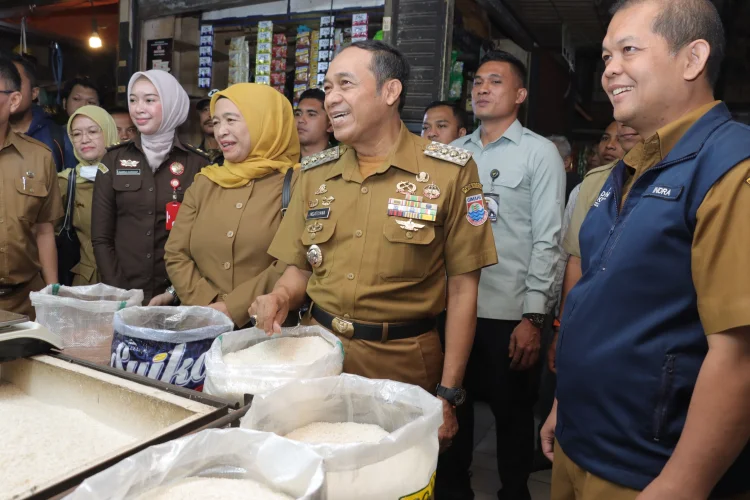 Harga Sejumlah Komoditas Naik di Momen Nataru, Wali Kota: Jangan Khawatir, Stok Pangan Aman
