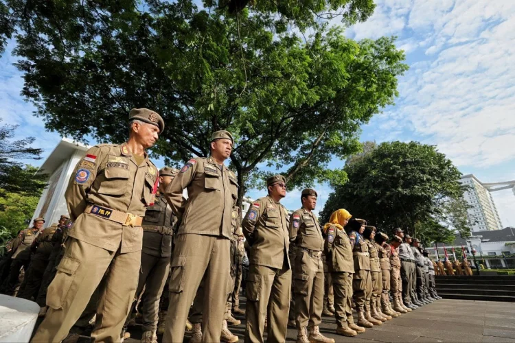 Antisipasi Keramaian Tahun Baru, Satpol PP Bandung Siagakan Ratusan Personel