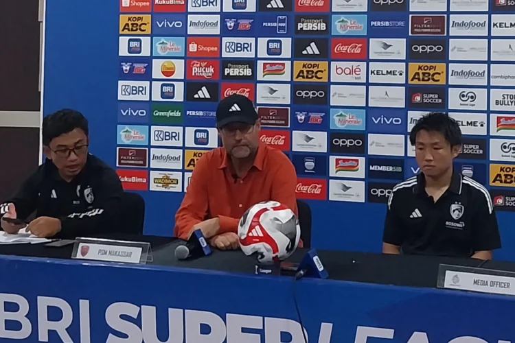 Pelatih PSM Makassar Bangga Tumbang di Markas Persib