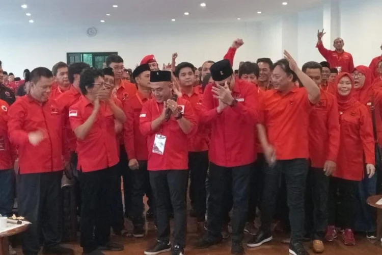 Doni Maradona Nahkodai DPC PDIP Kabupaten Bogor, Ono Surono Beri Target untuk Pemilu 2029