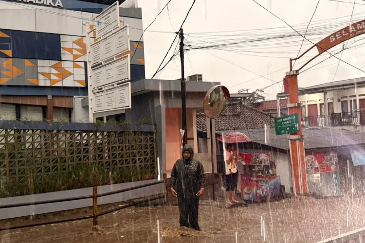 Banjir Terjang Cimahi, BPBD Segera Lakukan Inventarisir