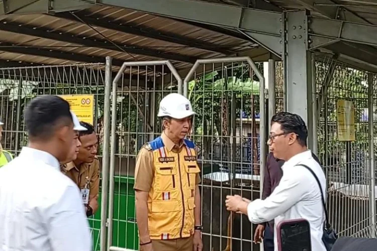 Tinjau Pembangunan Kawasan GOR Pajajaran, Dedie Minta Semua Terkoneksi