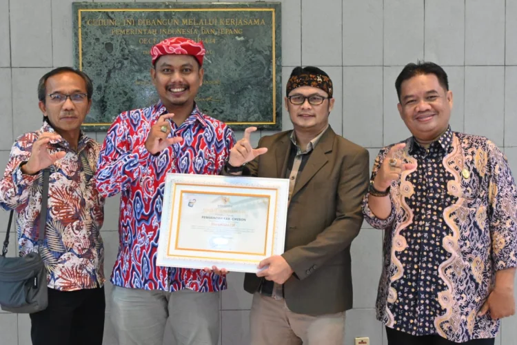 Lagi, Kabupaten Cirebon Terima Predikat Kabupaten Informatif