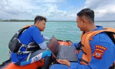 Menyisir Harapan di Laut Bojongsalawe, Pencarian Penerjun Payung yang Tak Kunjung Ditemukan