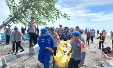 Jenazah Korban Laka Terjun Payung Ditemukan di Teluk Pangelek Cilacap