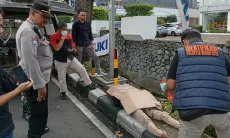 Mayat ODGJ di Trotoar Depan Suzuki Tajur Gegerkan Warga Wangun