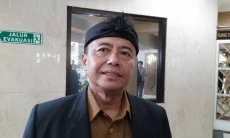 PBI JKN Masih Proses Verifikasi Data, Sekda Jabar Pastikan Warga Miskin Dibantu