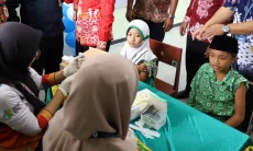 Bio Farma Suntik Vaksinasi Dengue Perdana di Kalimantan Utara