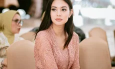 Isi Buku “Broken Strings” Karya Aurelie Moeremans Jadi Perbincangan Publik
