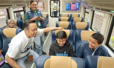 KAI Daop 3 Cirebon Operasikan KA Ranggajati dengan Kereta Stainless Steel New Generation