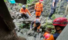 Tebing Longsor di Kampung Tangkil Timpa Kobong Darul Abror, Satu Orang Terluka