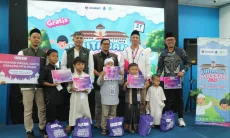MTXLSMART Selenggarakan Khitanan Massal untuk Dukung Kesehatan Anak Mustahik di Bandung