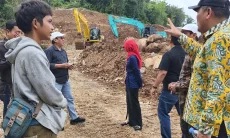 Galian di Kawasan Bukit Plangon Diduga Picu Banjir di Sumber, DPRD Kabupaten Cirebon Minta Trusmi Land Bertanggung Jawab