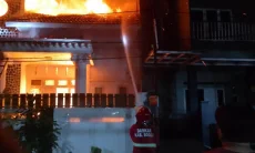 Arus Pendek jadi Penyebab Rumah Dua Lantai di Bojong Kulur Terbakar