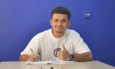 Nelangsa Karier Hamra Hehanussa di Persib: Tenggalam di Antara Para Bintang, Catatkan 0 Laga