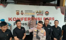 Polisi Bongkar  Pabrik Tembakau Sintetis Dibalik Kamar Indekos Kota Cirebon