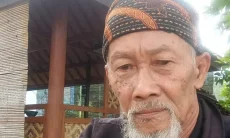 Terancam Punah, Mang Ujang Laip Ungkap Faktor Penyebab Hilangnya Aksara Sunda
