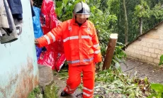 Akibat Longsor di Pabuaran, Jalan Setapak Warga di Bogor Selatan Ambles