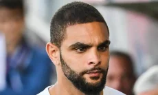 Resmi Gaet Layvin Kurzawa, Persib Gelar Sesi Perkenalan Meriah di Stadion GBLA?