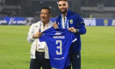 Tanggapan Umuh Muchtar Soal Penampilan Layvin Kurzawa dan Sergio Castel di Persib