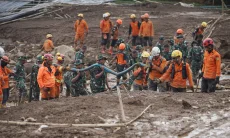 Pencarian Korban Longsor Cisarua: Basarnas Temukan 4 Korban Tambahan, Total Evakuasi Capai 38 Kantong Jenazah
