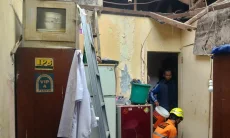 Atap Rumah Muchid Ambruk Akibat Curah Hujan Tinggi di Langit Bogor