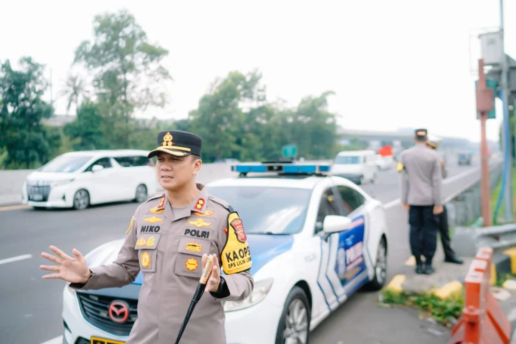 Peningkatan Jumlah Kendaraan Capai 30 Persen di Hari Pertama Libur Nataru