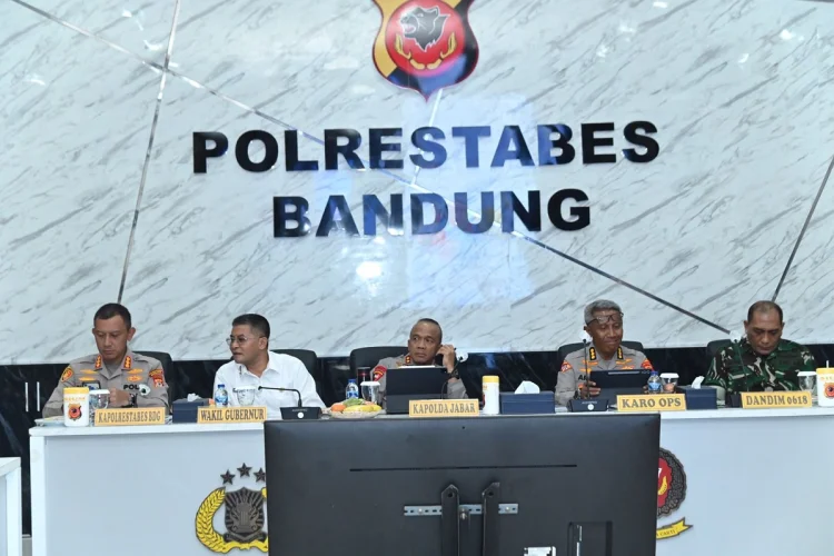 Polda Jabar Ambil Alih Pengamanan Persib vs Persija, Libatkan Polres Perbatasan hingga Polda Metro Jaya