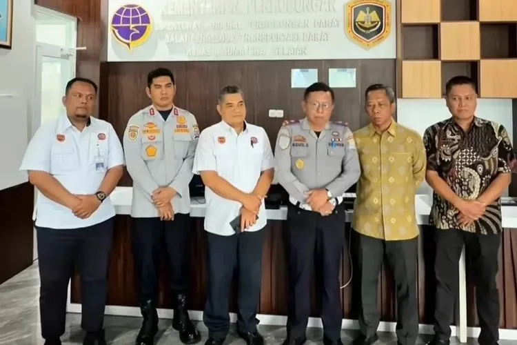 Dishub Klarifikasi soal Truk Bantuan Kemanusiaan ke Aceh Diduga Dipungli di Palembang