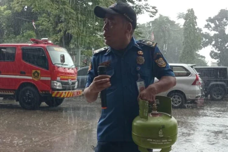 Tabung Gas Bocor, Damkar Bogor Beri Tips Agar Tidak Memicu Bencana Kebakaran