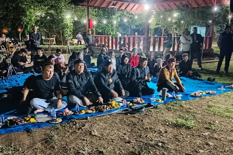 Cara Ngatiyana Maknai Naskah Wangsakerta Pustaka I Nusantara