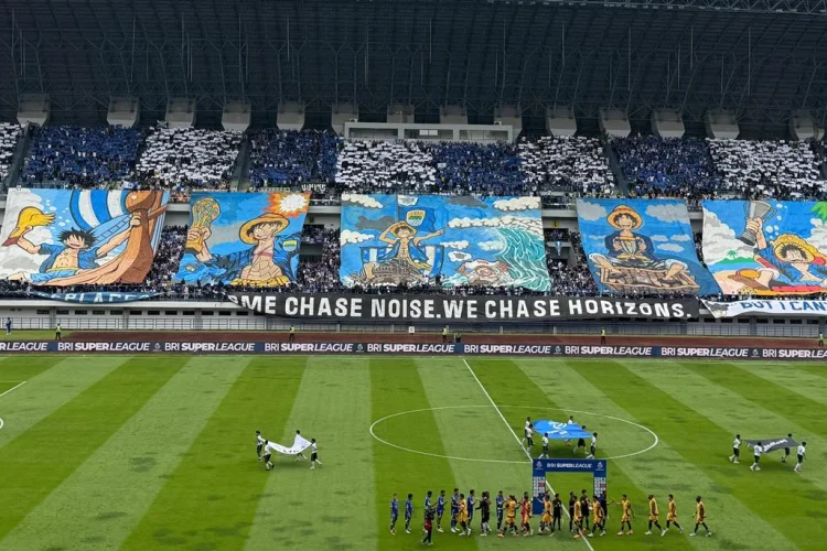Bojan Hodak Beri Pesan untuk Bobotoh Jelang Persib vs Ratchaburi FC