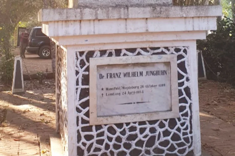 Menilisik Sejarah Taman Junghuhn, Saksi Bisu Perlawanan Terhadap Malaria