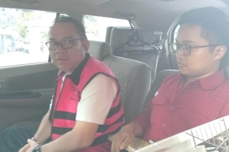 Usai Berkas Dilimpahkan, Mantan Kades Cikuda Raden Agung Sutisna Dikirim ke Lapas Pondok Rajeg