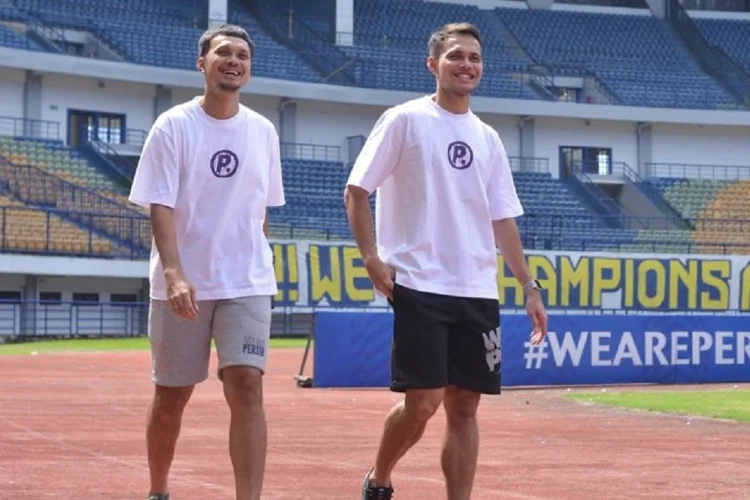 Bongkar Fakta, Ini Penyebab Rezaldi dan Hamra Hehanussa Tinggalkan Persib ke Persik