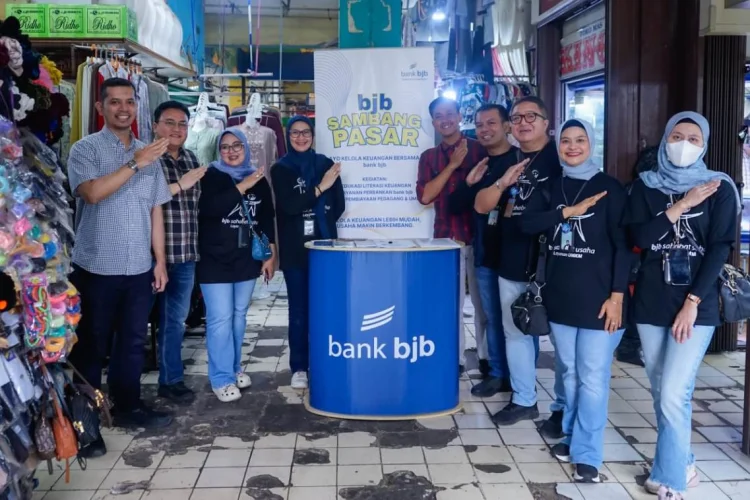 bank bjb Hadir di Pasar Tradisional, Perluas Dukungan Pembiayaan dan Transaksi UMKM
