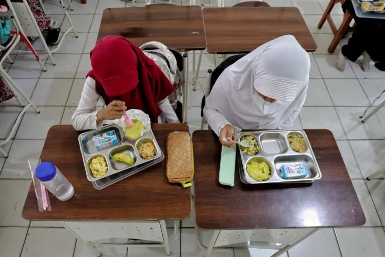 Buruan Sae dari Pekarangan Warga ke Program Nasional MBG