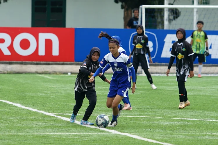 Persaingan Liga Putri Nasional Seri Bandung Semakin Ketat