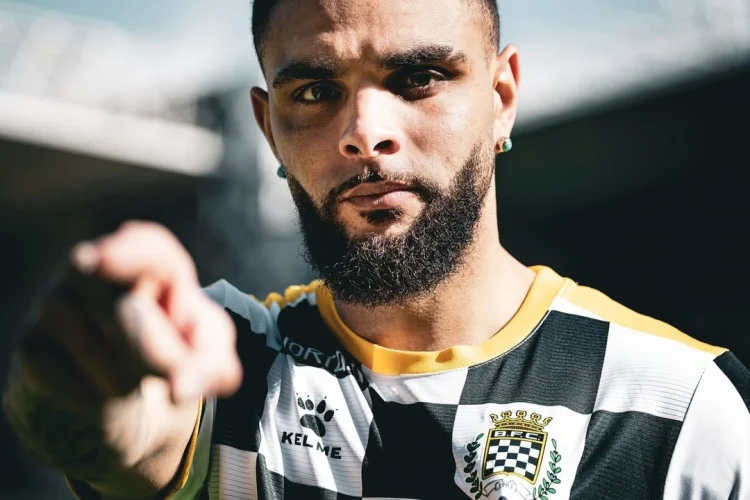 Deal! Layvin Kurzawa Sepakat Gabung Persib Bandung Selama 6 Bulan