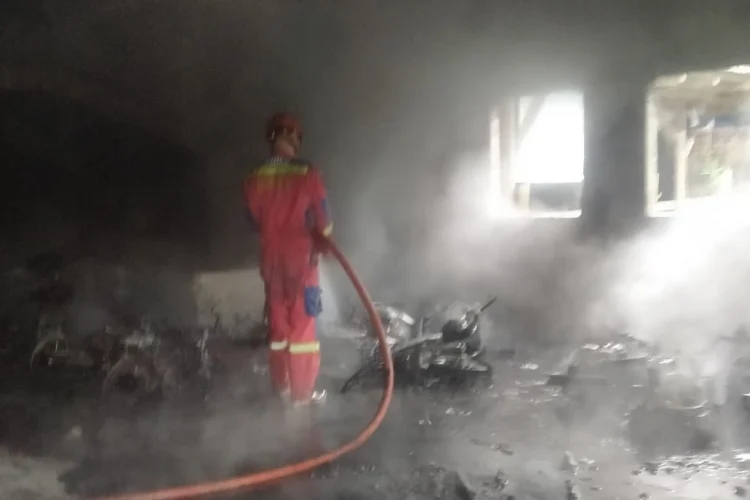 Penitipan Motor dekat Stasiun Bogor Terbakar, Kerugian Ditaksir Ratusan Juta